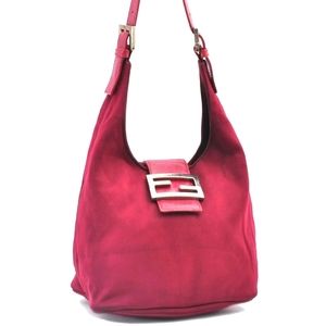 Fendi mamma baguette satchel in fuschia. Ask me how to get this bag for 299